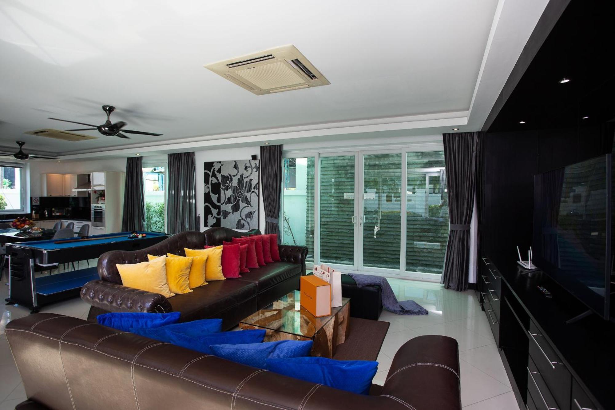 Premium Pool Villa Pattaya Jomtien Habitación foto